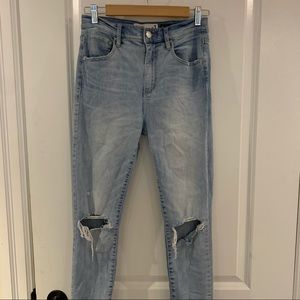 Full length high waisted garage skinny jeans. Size 07